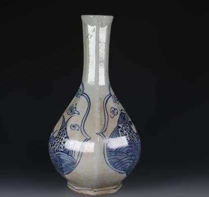 蔵出し品　李朝　古朝鮮　染付　魚図　花瓶 　骨董品