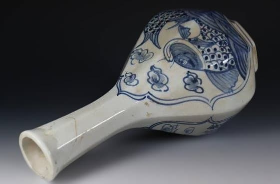 蔵出し品　李朝　古朝鮮　染付　魚図　花瓶 　骨董品