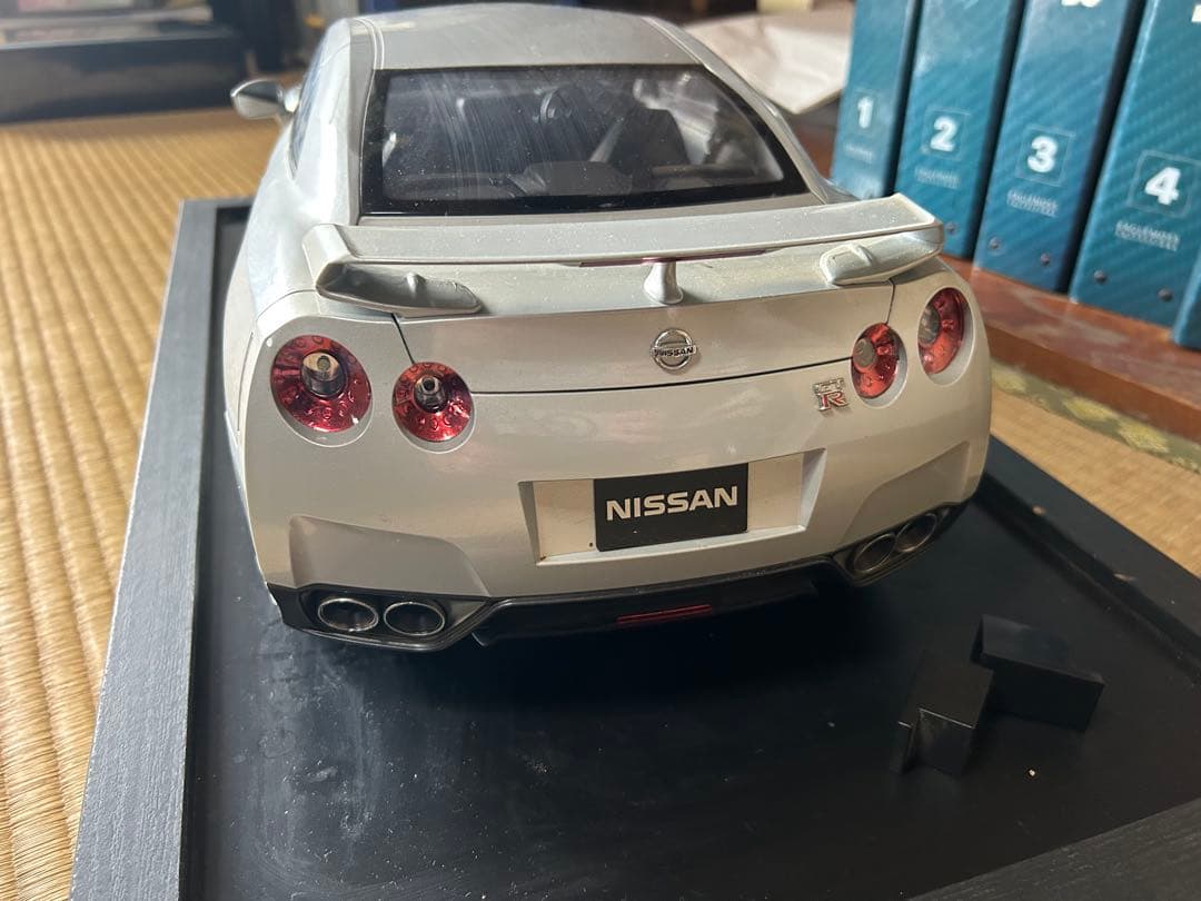 ディアゴスティーニ　ニッサンGTR