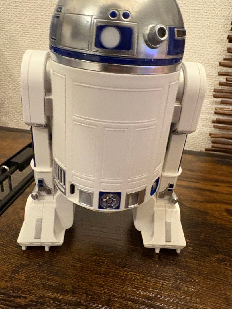R2-D2 ロボットフィギュア ドロイド　約20cm
