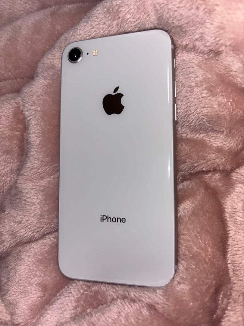 Apple iPhone 8 64GB シルバー SIMフリー