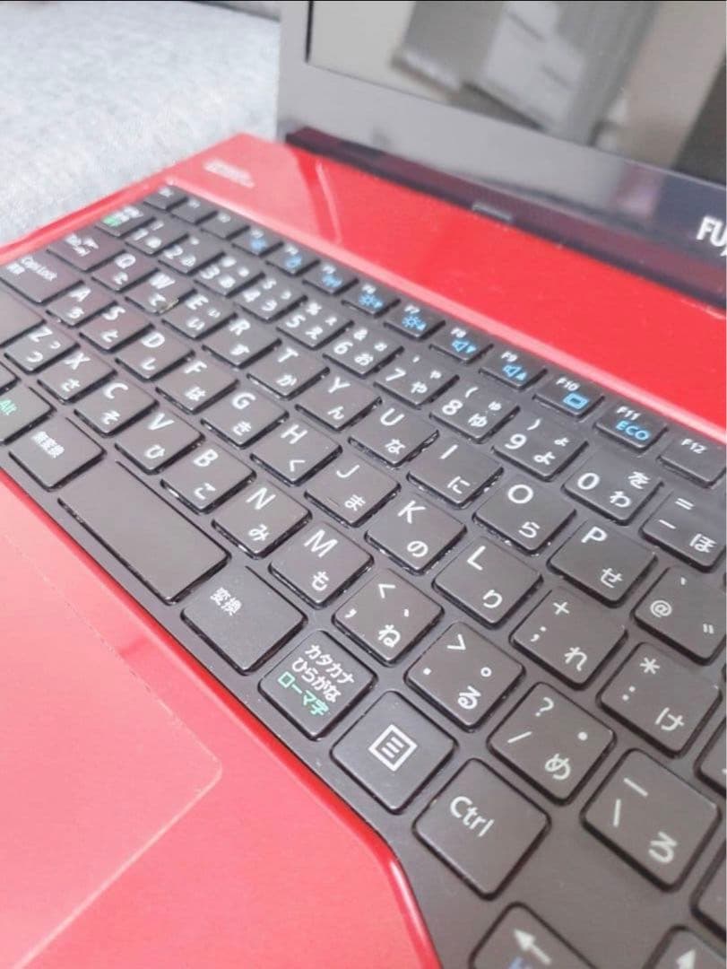 富士通 LIFEBOOK 赤 ノートPC 15.6インチ