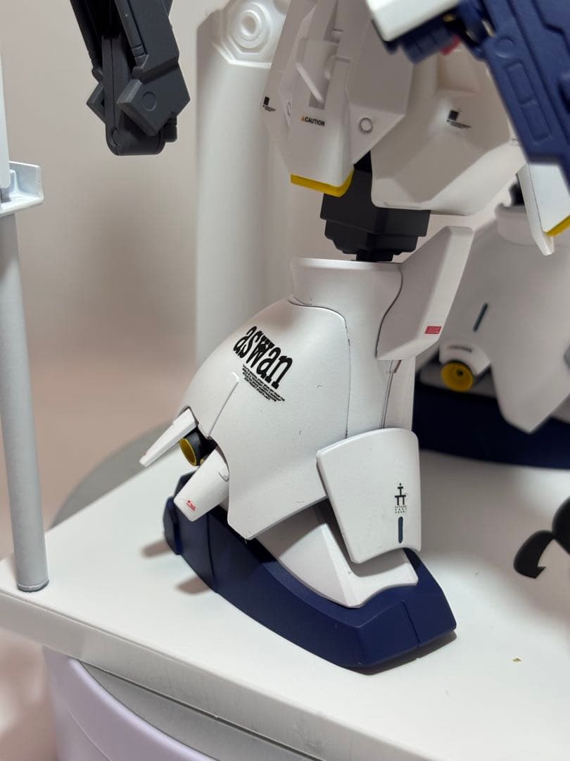 HG RX-124ガンダムTR-6〈ハイザックII〉塗装完成品