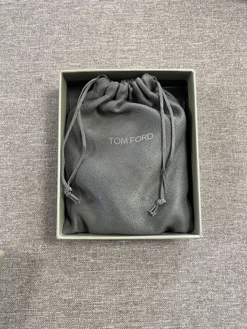 TOM FORD ブラックレザー ケース　にやにやさん専用