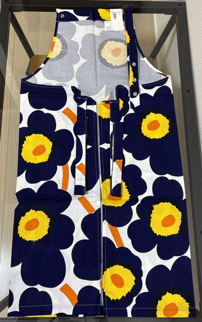 【新品未使用】マリメッコ marimekko エプロン　pieni unikko