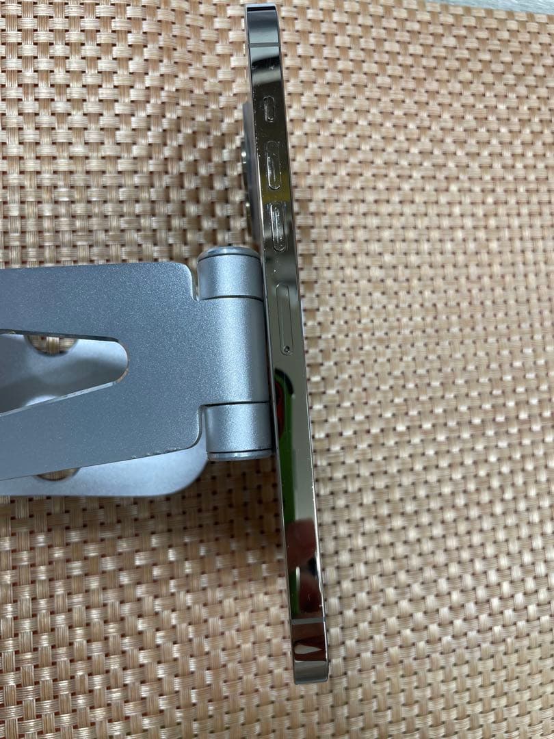 iPhone 13 Pro Max 128 GB ゴールドSIMフリー【2016