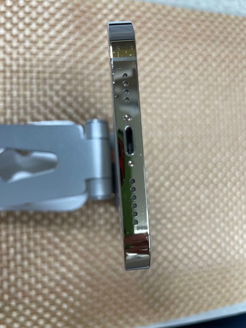 iPhone 13 Pro Max 128 GB ゴールドSIMフリー【2016