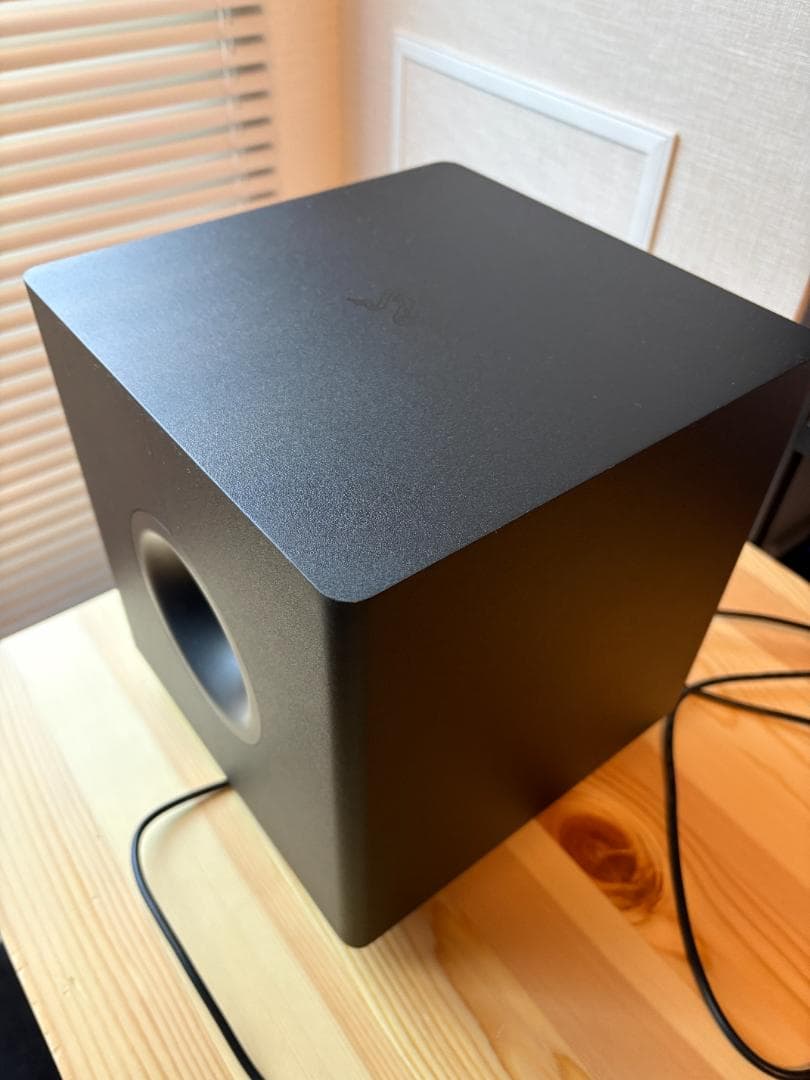 Razer Leviathan V2 ゲーミング サウンドバー