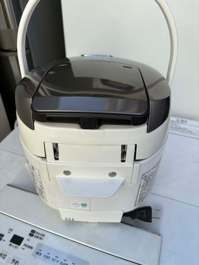 HITACHI 日立 IHジャー炊飯器　RZ-SW1000K 1.0L