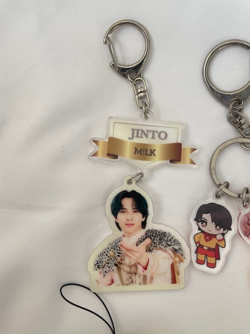 M!LK 吉田仁人　アクキー　アクリルキーホルダー　ストラップ