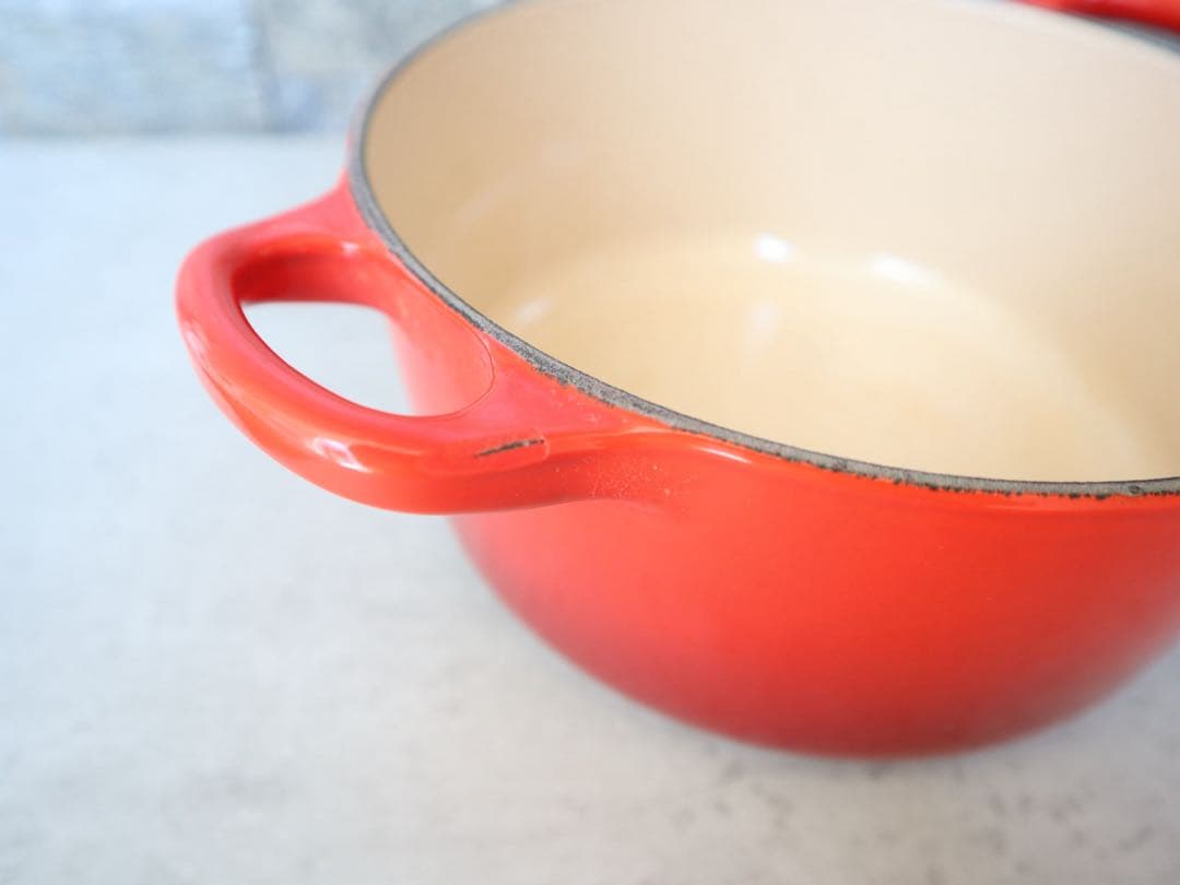 ル・クルーゼ赤 ホーロー鍋 クリーム内側