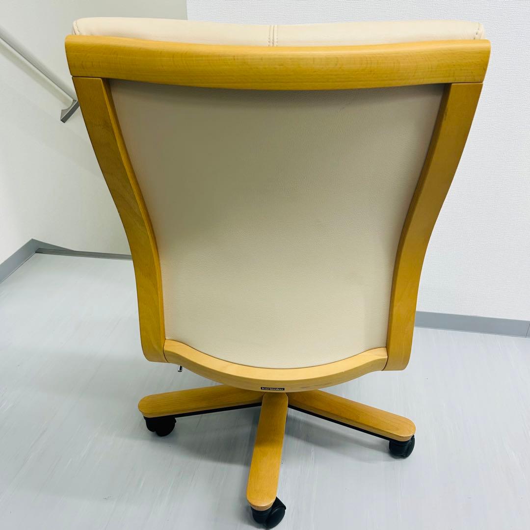 (高級 美品) カリモク デスクチェア XT5801