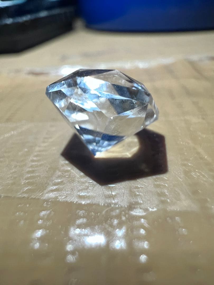 セレスタイト　ルース　ファセット　宝石